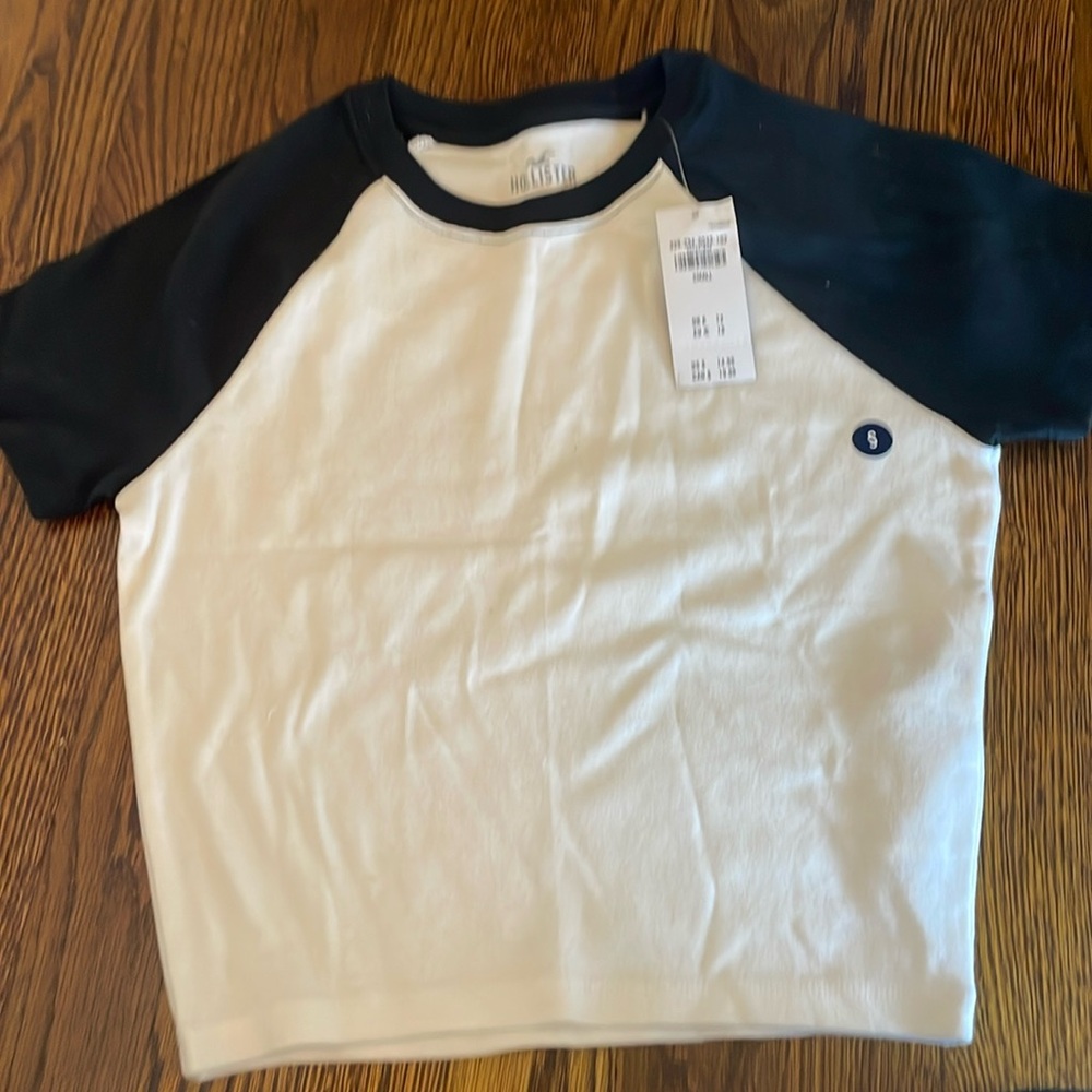 Brand new cropped baseball tea